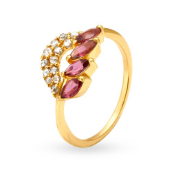 22KT GOLD AND POLKY DIAMOND FINGER RING