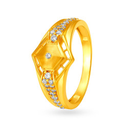 22KT GOLD AND CUBIC ZIRCONA FINGER RING